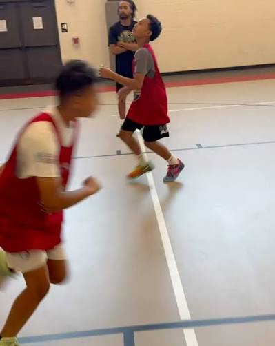 Youth players in transition during a Mighty Ants development league game (Spring 2025)